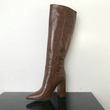 Load image into Gallery viewer, Large chunky boots for high boots for women
