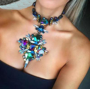 Alloy inlaid gemstone necklace Luxury gemstone vintage necklace
