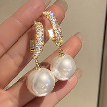 Load image into Gallery viewer, Korean Version Of Imitation Pearl Personality Wild Geometric Type Women's Earrings

