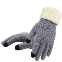 Load image into Gallery viewer, Winter knitted gloves
