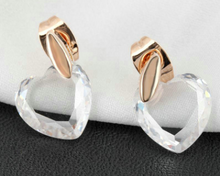 Load image into Gallery viewer, Love earrings
