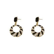 Load image into Gallery viewer, Korean Retro Triangle Earrings Personalized Earrings
