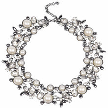 Load image into Gallery viewer, Pearl necklace
