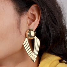 Load image into Gallery viewer, Fashion Hollow Geometric Earrings Personality Metal Earrings

