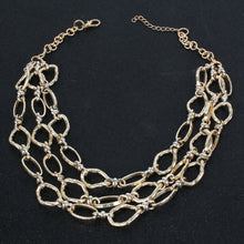 Load image into Gallery viewer, Metal necklace
