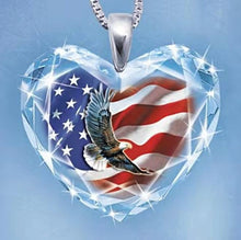 Load image into Gallery viewer, Crystal Pendant Bird Necklace Animal Necklace
