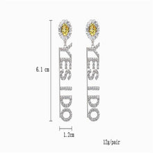 Load image into Gallery viewer, Temperament ear letter earrings

