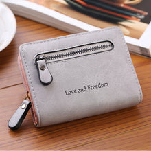 Load image into Gallery viewer, Short change purse
