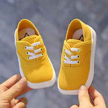 Load image into Gallery viewer, Canvas Shoes Korean Board Shoes Boys Baby White Shoes
