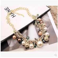 Load image into Gallery viewer, Pearl Crystal Necklace Exaggerated Clavicle Chain Necklace Women
