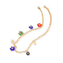 Load image into Gallery viewer, Flower Pendant Necklace
