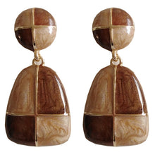 Load image into Gallery viewer, Geometric color block earrings

