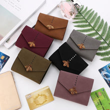 Load image into Gallery viewer, Bee Lovers - Leather Bee Purse
