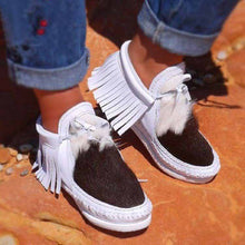 Load image into Gallery viewer, Women&#39;s Tassel And Velvet Warm Short Boots

