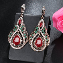 Load image into Gallery viewer, Retro Wild Temperament Banquet Earrings Earrings
