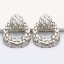 Load image into Gallery viewer, Geometric Hollow Leaf-shaped Earrings Personalized Female Earrings
