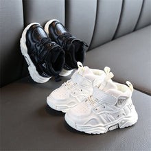 Load image into Gallery viewer, Boys&#39; Soft Sole Baby Toddler Breathable Shoes
