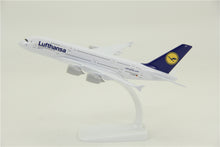 Load image into Gallery viewer, Alloy  Aviation Passenger  Gift Ornaments

