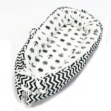 Load image into Gallery viewer, 80*50cm Baby Nest Bed Portable Crib Travel Bed Infant Toddler Cotton Cradle for Newborn Baby Bassinet Bed
