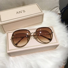 Load image into Gallery viewer, MS 2019 New Diamond Sunglasses Female Imitation Rhinestones Gradient Color UV400 Women Sunglasses
