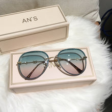 Load image into Gallery viewer, MS 2019 New Diamond Sunglasses Female Imitation Rhinestones Gradient Color UV400 Women Sunglasses
