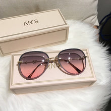 Load image into Gallery viewer, MS 2019 New Diamond Sunglasses Female Imitation Rhinestones Gradient Color UV400 Women Sunglasses
