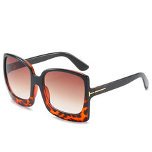 Load image into Gallery viewer, Higodoy Fashion Oversized Women Sunglasses Brand Designer Plastic Female Big Frame Gradient Sun Glasses UV400 gafas de sol mujer

