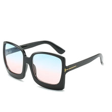 Load image into Gallery viewer, Higodoy Fashion Oversized Women Sunglasses Brand Designer Plastic Female Big Frame Gradient Sun Glasses UV400 gafas de sol mujer
