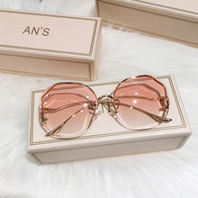 Load image into Gallery viewer, MS 2020 New Women Sunglasses Rimless UV400 Brand Designer High Quality Gradient Sun Glasses Female oculos With Box
