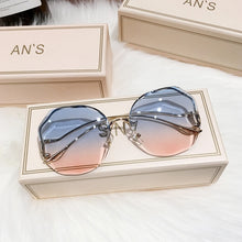 Load image into Gallery viewer, MS 2020 New Women Sunglasses Rimless UV400 Brand Designer High Quality Gradient Sun Glasses Female oculos With Box
