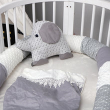 Load image into Gallery viewer, Baby Bed Bumper Simple and Stylish Grow Healthy Room Decoration Protect the Baby Grow Healthy Collision Avoidance Bed Bumper Set
