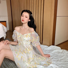 Load image into Gallery viewer, French Floral Dress Women Sexy Puff Sleeve Lace Chiffon Print Mini Dress Women Summer Korean Style Vintage Fairy Dress New 2021
