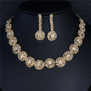 Women's Exquisite Jewelry Se. Jewelry Zircon Rhinestone Stud Earrings and Necklace Gift