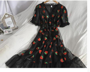 2020 Summer Women Strawberry Dresses Emrbodiery Strawberry Lady Mesh Dress Femme Sequins Pink Mesh Dresses